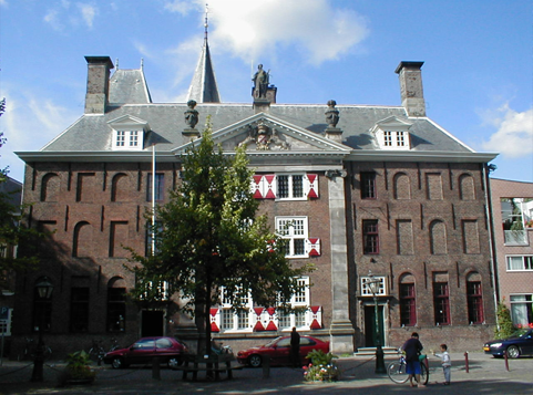 Leiden Univ